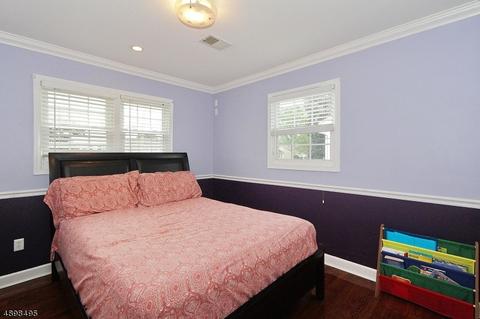 32 Garside Pl, Clark, NJ 07066 photo 19