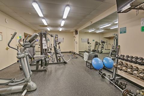 64 N Aberdeen Dr, Mendham, NJ 07945 photo 22
