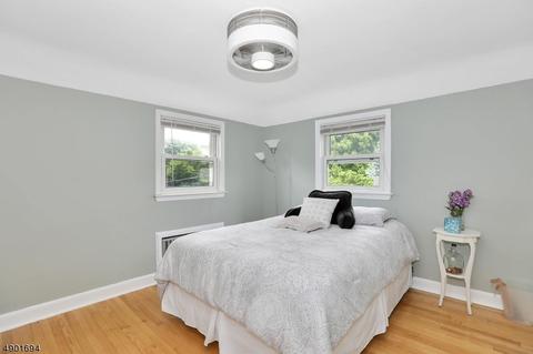 65 Wayne Ave, River Edge, NJ 07661 photo 9