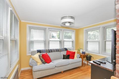 65 Wayne Ave, River Edge, NJ 07661 photo 6