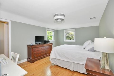 65 Wayne Ave, River Edge, NJ 07661 photo 7