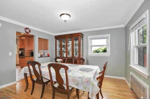 65 Wayne Ave, River Edge, NJ 07661 photo 3