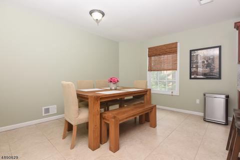 11 Hancox Ave, Nutley, NJ 07110 photo 4
