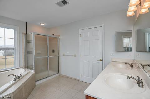 17 Crestview Dr, Clinton, NJ 08809 photo 14