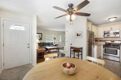 67 Cornell Dr, Clark, NJ 07066 photo 9