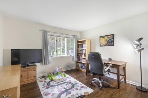 67 Cornell Dr, Clark, NJ 07066 photo 11