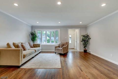 6 Van Riper Pl, Nutley, NJ 07110 photo 11