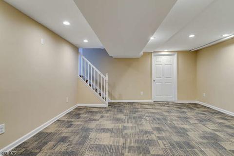 6 Van Riper Pl, Nutley, NJ 07110 photo 22