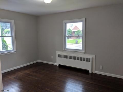 15 John St, Passaic, NJ 07055 photo 8