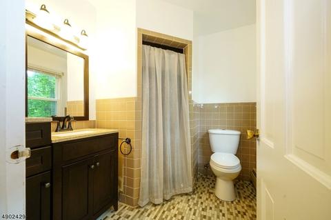 933 Route 517, Hackettstown, NJ 07840 photo 17