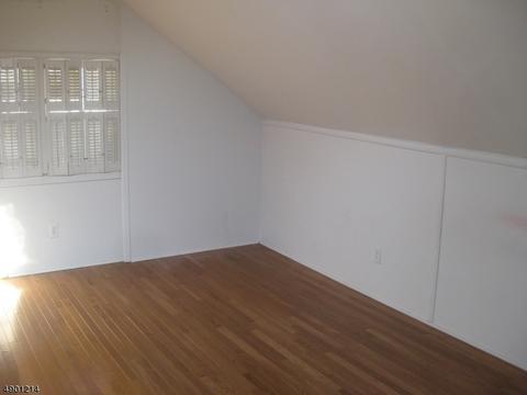 24 Thomas Ter, Wayne, NJ 07470 photo 7