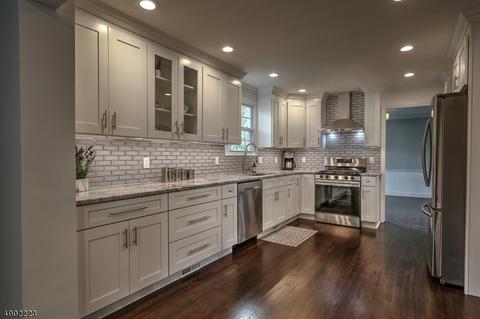 69 W Main St, Mendham, NJ 07945 photo 3