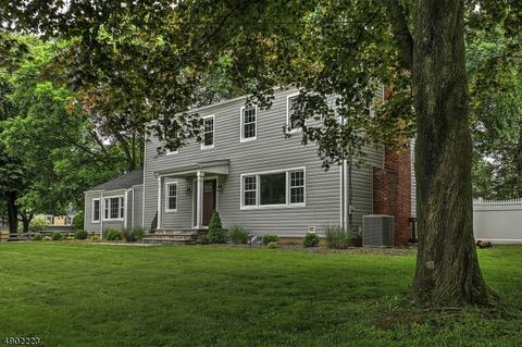 69 W Main St, Mendham, NJ 07945 photo 2
