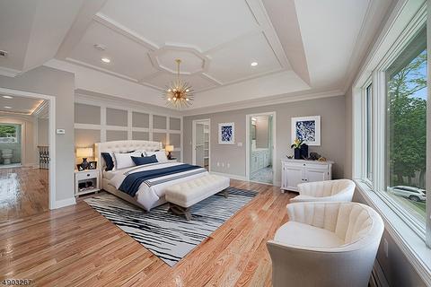 483 Cedar Ln, Paramus, NJ 07652 photo 16