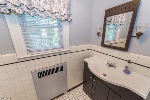 161 Ridge Rd, Nutley, NJ 07110 photo 12