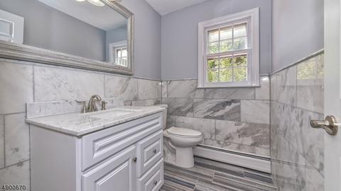 182 Webster Dr, Wayne, NJ 07470 photo 9
