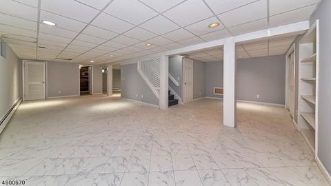 182 Webster Dr, Wayne, NJ 07470 photo 18