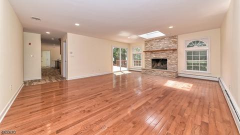 182 Webster Dr, Wayne, NJ 07470 photo 10