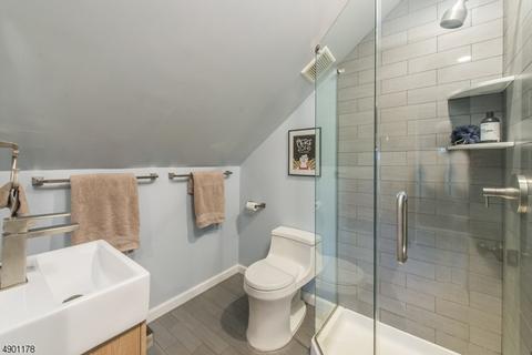 35 Dodd St, Montclair, NJ 07042 photo 21