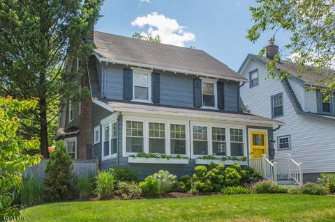 35 Dodd St, Montclair, NJ 07042 photo 2
