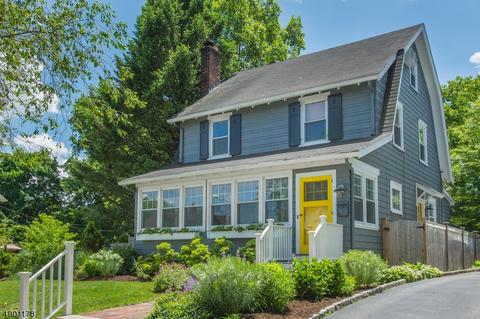 35 Dodd St, Montclair, NJ 07042 photo 1
