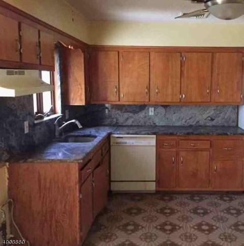 244 Mary St, Hackensack, NJ 07601 photo 7