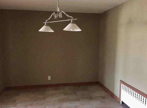 244 Mary St, Hackensack, NJ 07601 photo 8