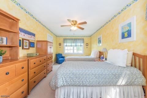 15 Summit Dr, Wayne, NJ 07470 photo 16