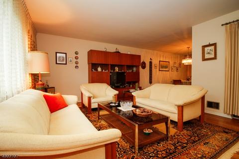 14 Debbie Pl, Dover, NJ 07801 photo 4