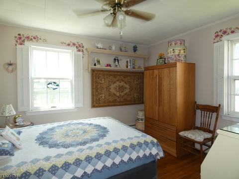 7 Paul Pl, Wanaque Boro, NJ 07420 photo 11