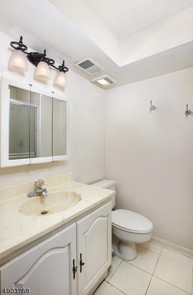 19 Killdeer Dr, Hackettstown, NJ 07840 photo 14