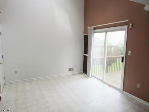 157 Cameron Ct, Hackettstown, NJ 07840 photo 9