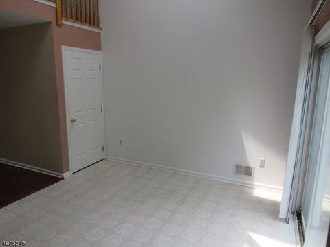157 Cameron Ct, Hackettstown, NJ 07840 photo 10