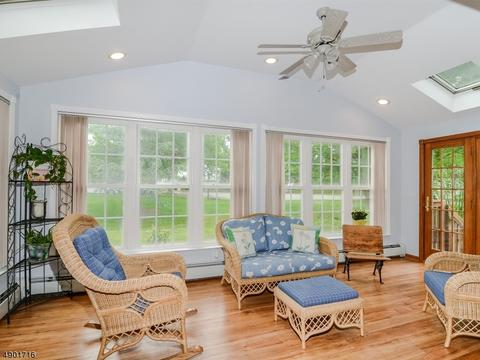 267 Midwood Rd, Paramus, NJ 07652 photo 15