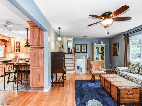 267 Midwood Rd, Paramus, NJ 07652 photo 3