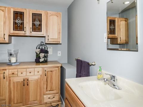 267 Midwood Rd, Paramus, NJ 07652 photo 14
