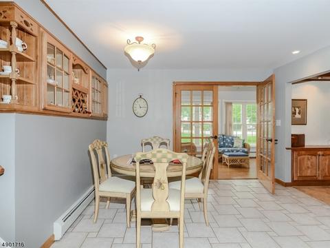 267 Midwood Rd, Paramus, NJ 07652 photo 11