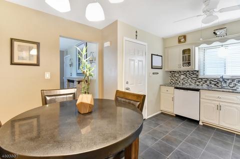 142 Walnut St, Bloomfield, NJ 07003 photo 8