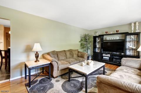 142 Walnut St, Bloomfield, NJ 07003 photo 4