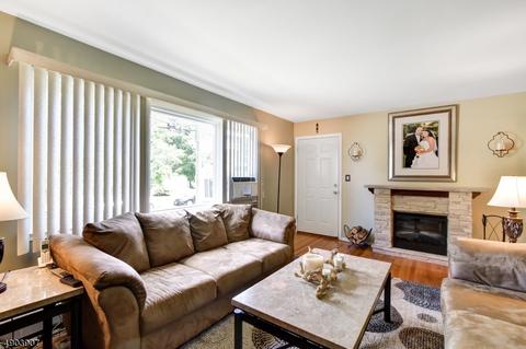 142 Walnut St, Bloomfield, NJ 07003 photo 5