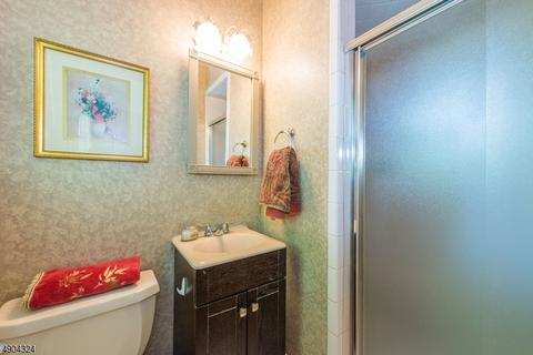 9 Beechtree Rd, Roseland, NJ 07068 photo 16