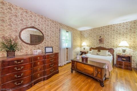 9 Beechtree Rd, Roseland, NJ 07068 photo 17