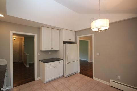 63 Harmer Ter, Wayne, NJ 07470 photo 9
