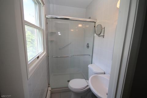 63 Harmer Ter, Wayne, NJ 07470 photo 15