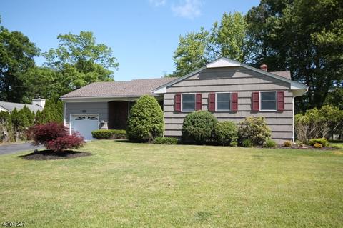 63 Harmer Ter, Wayne, NJ 07470 photo 1