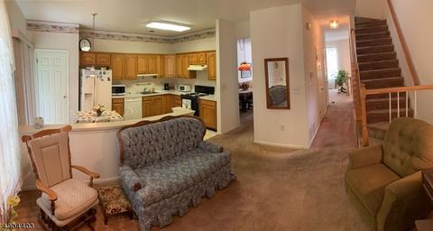 70 Whimble Ct, Wayne, NJ 07470 photo 6