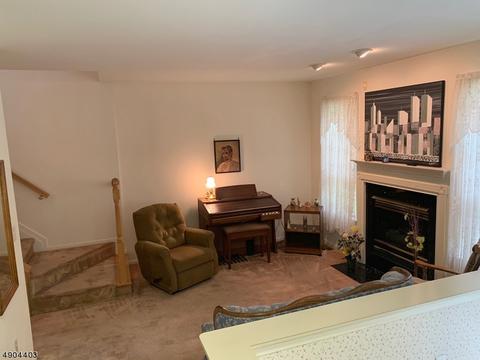 70 Whimble Ct, Wayne, NJ 07470 photo 5