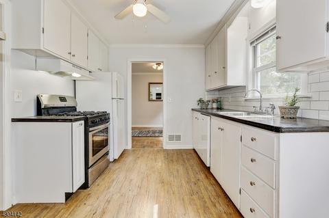 136 Elm St, Dover, NJ 07801 photo 8