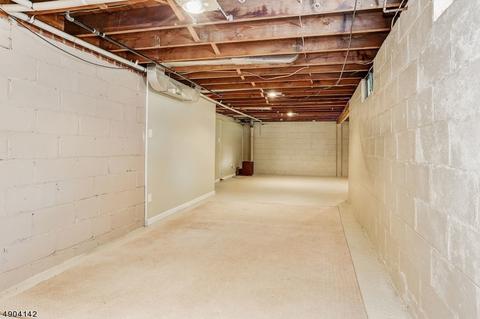 136 Elm St, Dover, NJ 07801 photo 17