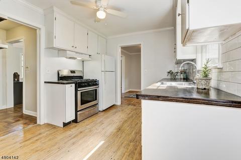 136 Elm St, Dover, NJ 07801 photo 9